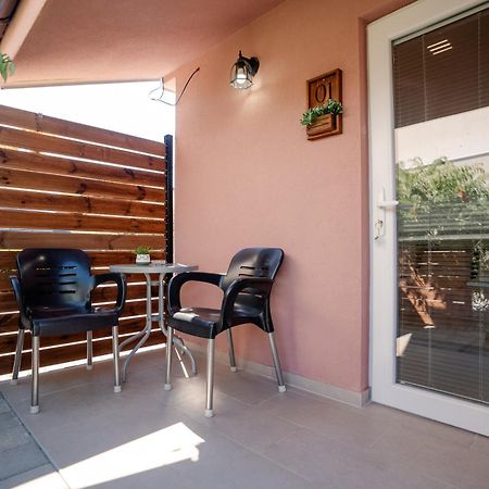 Damjan Apartments Ohri Dış mekan fotoğraf